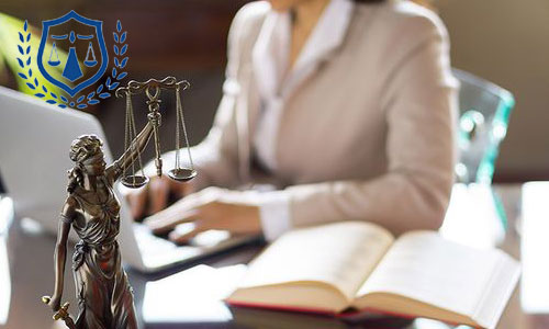 مهارت‌های مذاکره وکیل تهران، توانایی در مذاکره با طرفین مختلف و کسب توافقات مساعد از مهارت‌های اساسی وکلاست.