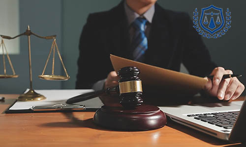 فرق بین وکیل پایک دادگستری و پایه یک دادگستری در حل پرونده های مختلف می باشد.